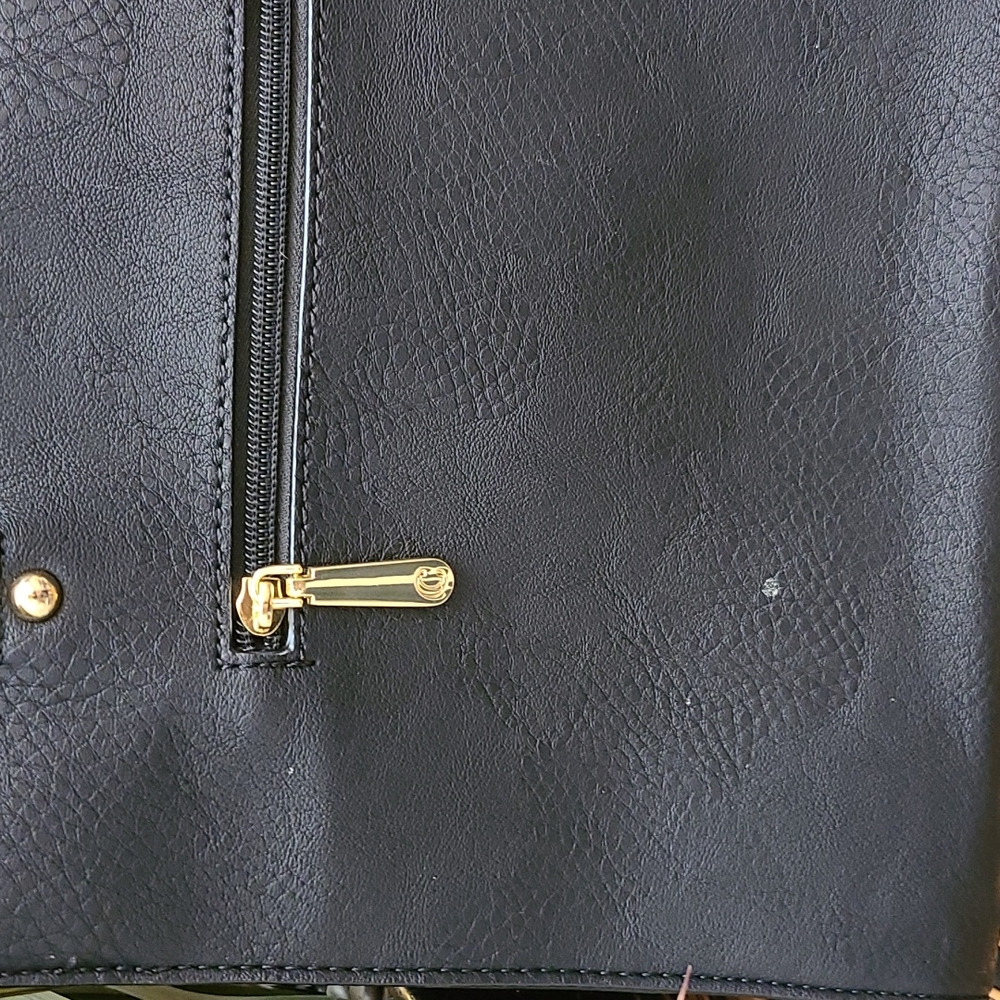 Black and off white handbag - Picture 8 of 8